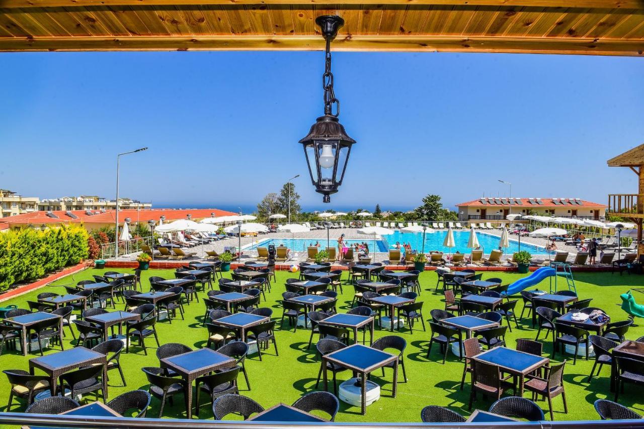 Riverside Garden Resort & Suna'S Beach Club Krini Kültér fotó